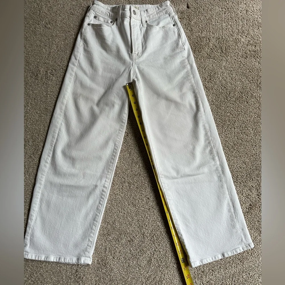 Madewell curvy perfect vintage wide leg crop white denim jeans. Size 25 - Picture 7 of 11